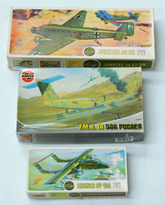 Lot 132 - 3 x boxed unmade plastic Model Kits 1 72 scale Military Prop Planes by