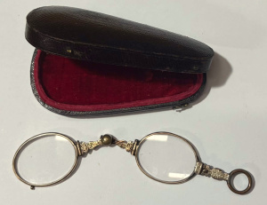 Lot 173 - Victorian gold plated folding Lorgnette with original case, spring act
