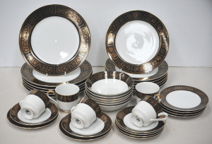 Lot 074 - Vintage Seyei Japan Black Rhapsody Pattern 6 piece dinner set - Black