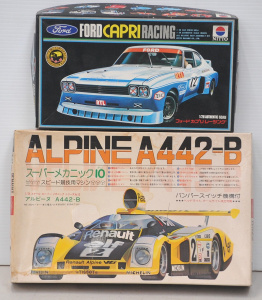 Lot 109 - 2 x boxed unmade plastic Model Kit Classic Race Cars - 1 28 Scale Ford