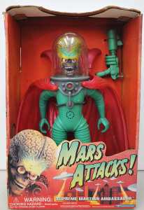 Lot 114 - Boxed Vintage 1996 MARS ATTACKS! Supreme Martian Commander Figure by T