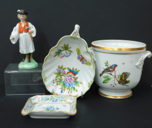 Lot 190 - Group lot of Continental Ceramics inc Herend Queen Victoria Bowl, Figu