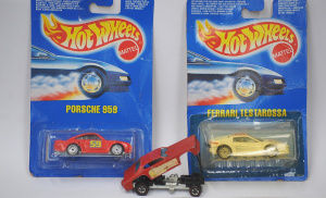 Lot 031 - 3 x Hotwheels die-cast cars inc vintage Mongoose Red line funny car, c