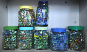 Lot 020 - Group Lot Variety of Vintage Assorted Glass Marbles incl Blue, Green,