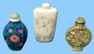 Lot 040 - 3 vintage Oriental Snuff Bottles inc Bone with Sumo Wrestlers 8 cm H