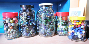 Lot 083 - Group Lot Vintage & Modern Assorted Glass Marbles incl Confetti, C