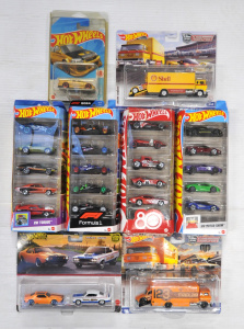 Lot 111 - Lot Boxed & Carded Modern Hot Wheels Sets incl HW Torque, Formula