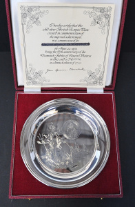 Lot 148 - Hallmarked Sterling Silver Commemorative 75th Anniversary of the Diamo