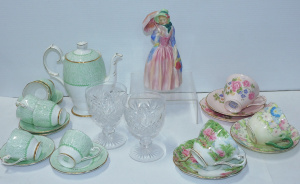 Lot 157 - Mixed group vintage china & crystal inc Royal Doulton figurine Mis