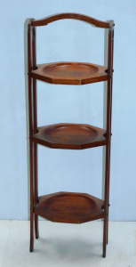 Lot 21 - Vintage Arts and Crafts style teak 3-tiered cake stand - 77cm H
