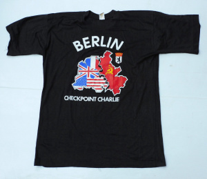 Lot 23 - Vintage Berlin - Check Point Charlie cotton t-shirt size L