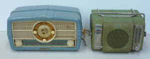 Lot 75 - 2 x vintage valve radios inc Ferris Bros (Sydney) Car Radio model 74 c1