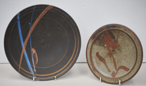 Lot 136 - 2 x Australian Studio Pottery chargers by Vic Greeaway with abstract d