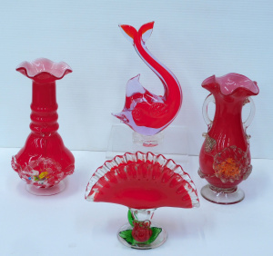 Lot 138 - 4 pces Vintage Red glass inc Murano Fish 23cmH (nibble Head fin) &
