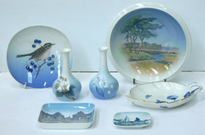 Lot 140 - Group lot Royal Copenhagen & Bing & Grondahl ceramics inc Bud