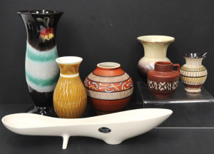 Lot 141 - Group Retro & MCM ceramics - Unusual elongated Beswick Bowl, West