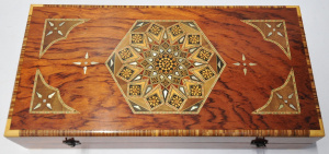 Lot 143 - Vintage Style Wooden Inlaid Backgammon Set with Mother of Pearl &