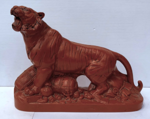 Lot 149 - Vintage unmarked Japanese Terracotta Tiger Figure - possibly made by I