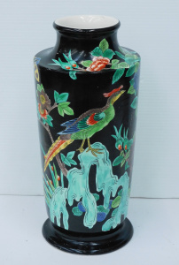Lot 220 - c1900s Royal Nishiki Nippon Japanese Vase - Black ground - hand painte