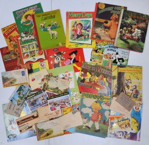 Lot of Vintage Souvenir Photograph Booklets, 78rpm Kids Vinyl Records & Ephe