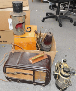 Lot 54 - Group of vintage blokey items inc 1960 Monthly Motor Manual, Johnson &