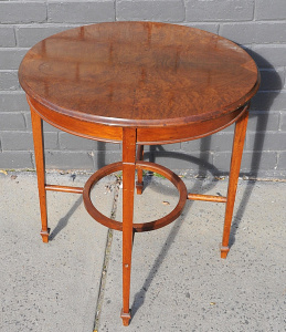 Lot 65 - Vintage c1910s Arts & Crafts side Table w badge to underside marked