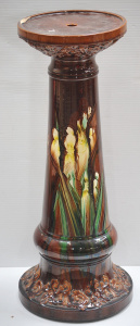 Lot 82 - Vintage Majolica Pedestal - (possibly Japanese Awaji Art Pottery) - Rai