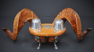 Lot 214 - Vintage Rams Horn Ink Well Desk Stand - Twin chrome plated Ink Wells t