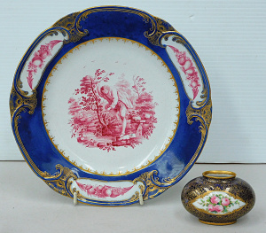 Lot 220 - 2 pces Hand Painted ceramics inc Late 18th Century Italian Doccia Cab