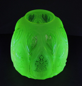 Lot 227 - Art Nouveau Citrine Uranium glass light shade with raised clear flower