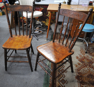 Lot 004 - Pair Vintage Australian Colonial Kangaroo Back Chairs