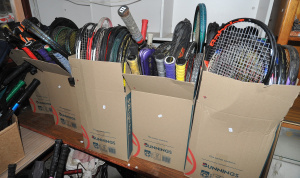 Lot 018 - Very large group of 5 boxes of modern tennis racquets inc Head, Wilson