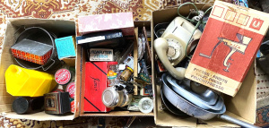 Lot 039 - 3 x Boxes Vintage Mixed inc Kitchenalia, Boxed Fruit press, Bottles, J