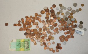 Lot 052 - Group lot of Currency inc Australian Copper Pre & Decimal - Pennie
