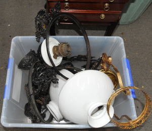 Lot 054 - Vintage electrified banquet lamp light fitting with additional frames,
