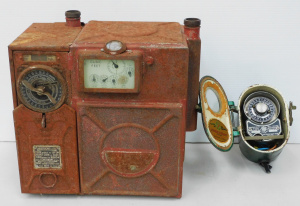 Lot 088 - 2 pces Vintage inc Coin-Operated Gas Meter & Cast Cased Hortsmann
