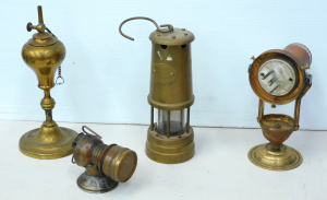 Lot 161 - 4 x vintage unusual brass lamps inc Hockley Lamp & Limelight Co mi