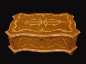 Lot 185 - Ornate wooden jewellery box with marquetry inlay - 32cm W