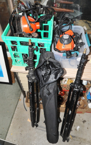 Lot 013 - 4 x Janebeam & Pulsar Floodlights w 4 x Lighting Tripods incl 2 x