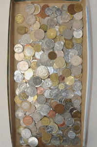 Lot 030 - Group lot of Foreign Coin Currency - various denominations inc Britis