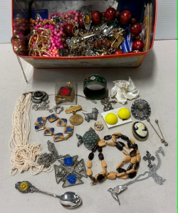 Lot 034 - Tin costume jewellery incl Enamel bracelet, necklaces, mini perfume bo