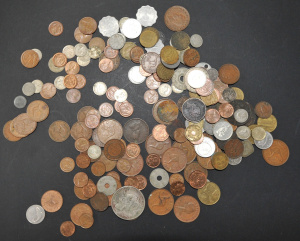 Lot 035 - Group lot of Australian & Foreign Coin Currency inc Australian Pre