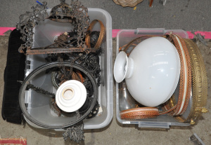 Lot 053 - Large lot of 2 x boxes of vintage cast iron, pierced brass etc banquet
