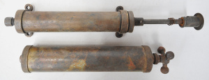 Lot 118 - Vintage brass E Edelmann Jumbo threaded grease gun (29cm L) and dash-