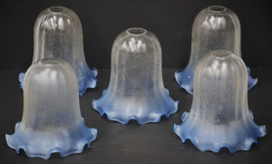 Lot 148 - Set of 5 Victorian ribbed glass light shades with frosted design and b