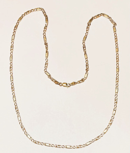 Lot 169 - Long 9ct ygold Figaro chain with lobster claw clasp - approx 63cms L T