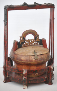 Early 1900s Chinese Lacquer wedding Basket & Carrier - Metal mounts (Wear n