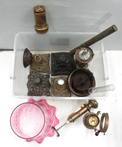 Lot 026 - Group of vintage lighting parts and fittings inc cast iron oil lamp ba
