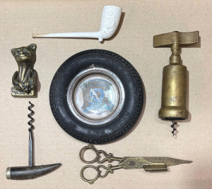 Lot 033 - Grp incl Barnet Glass advertising tyre ashtray, cork screws, brass win