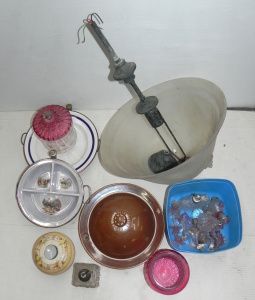 Lot 066 - Mixed lot inc large Classical style frosted glass ceiling light, vinta